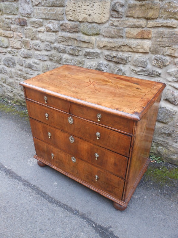 Queen Anne Period Walnut Chest of Drawers